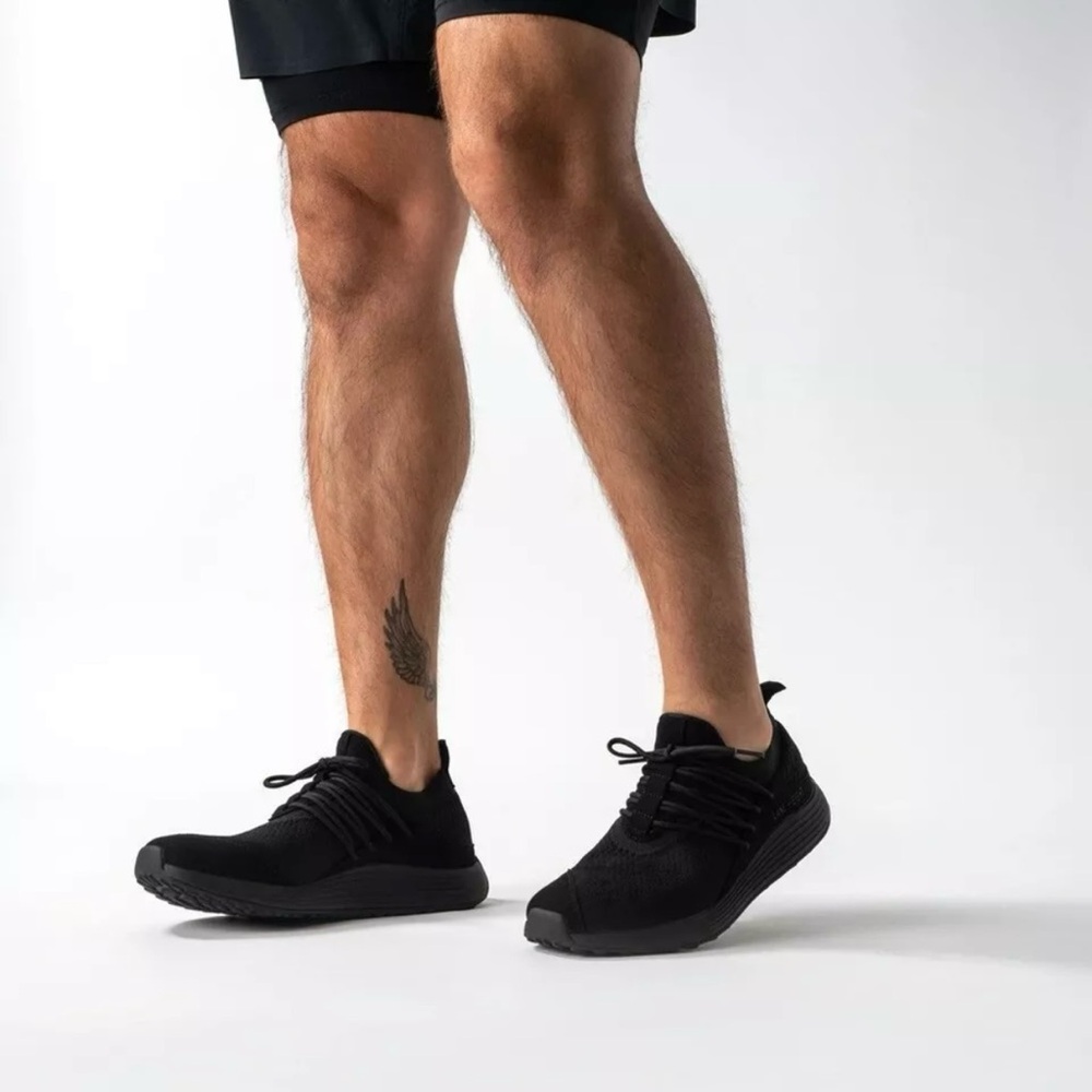 NIB Lane Eight Trainer‎ AD 1 Carbon Black 10 Women /(8.5 Men)